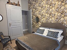 GUESTHOUSE 73