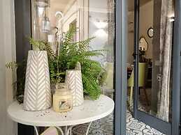 GUESTHOUSE 73