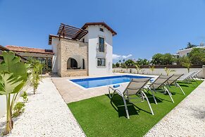 Kymma Villa 12 in Ayia Napa