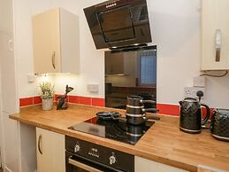 Flat 1A, Mona House