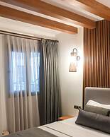 EDRA HOUSE