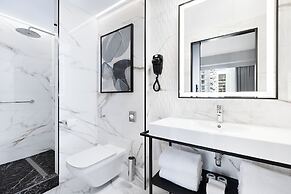 Hotel Riu Plaza Toronto