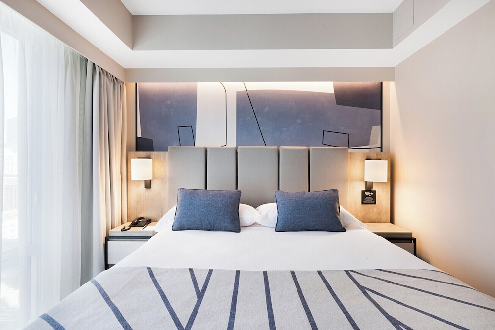 Hotel Riu Plaza Toronto