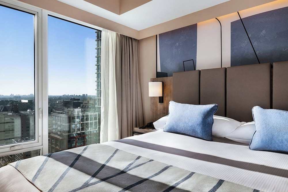 Hotel Riu Plaza Toronto