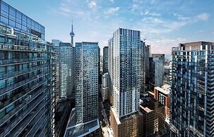 Hotel Riu Plaza Toronto