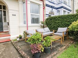 Flat 1, Mona House