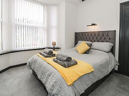Flat 1, Mona House