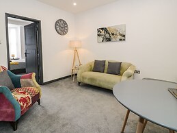 Flat 1, Mona House