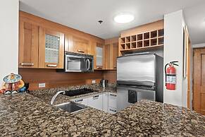 Oceanfront Loft Historic San Juan Terrace