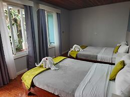 Arenal Hostel Resort
