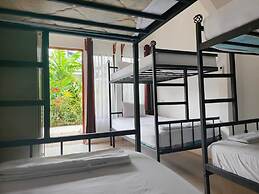 Arenal Hostel Resort