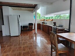 Arenal Hostel Resort