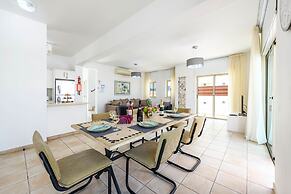 Sunrise Bay Villa 5