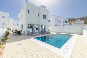 Green Bay Villa 13 in Protaras