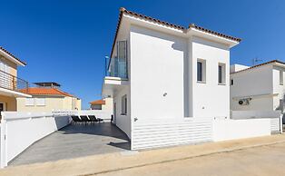 Villa Elaine in Protaras