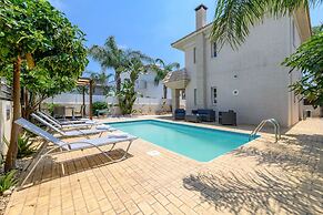 Villa Clementine in Protaras