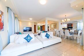 Royal Beachfront Villa