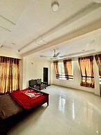 Torwal plaza and guest house