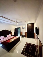 Torwal plaza and guest house