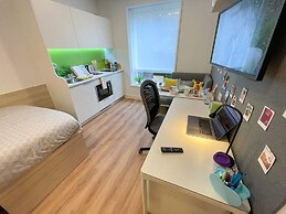 Student Only Riverside House