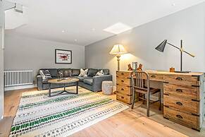 Honeypot Cottage - From 500 Per Night