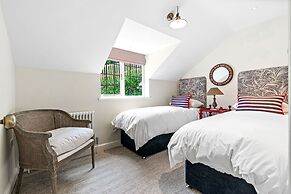 Honeypot Cottage - From 500 Per Night