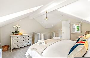 Honeypot Cottage - From 500 Per Night