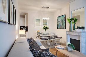 Paris Sevigne Elegant residence