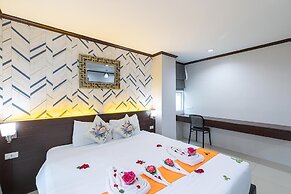 The Chic Patong