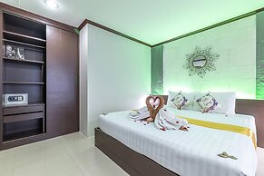 The Chic Patong