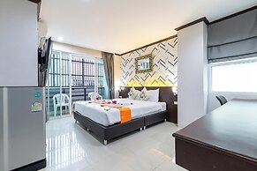 The Chic Patong