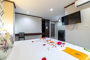 The Chic Patong