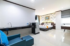 The Chic Patong