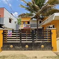 Square & Dormitory Stays