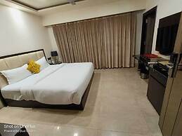 HOTEL RADIANCE PARK RAMPUR