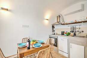 Dimora Tra Gli Ulivi With Private Jacuzzi