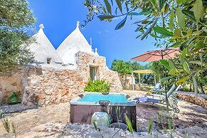 Dimora Tra Gli Ulivi With Private Jacuzzi