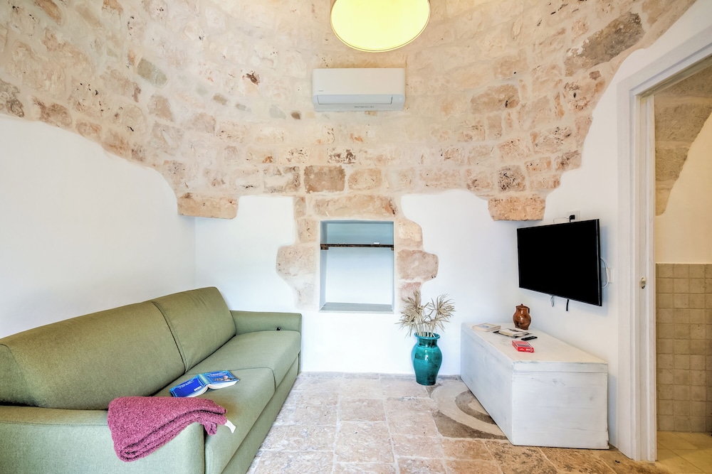 Dimora Tra Gli Ulivi With Private Jacuzzi