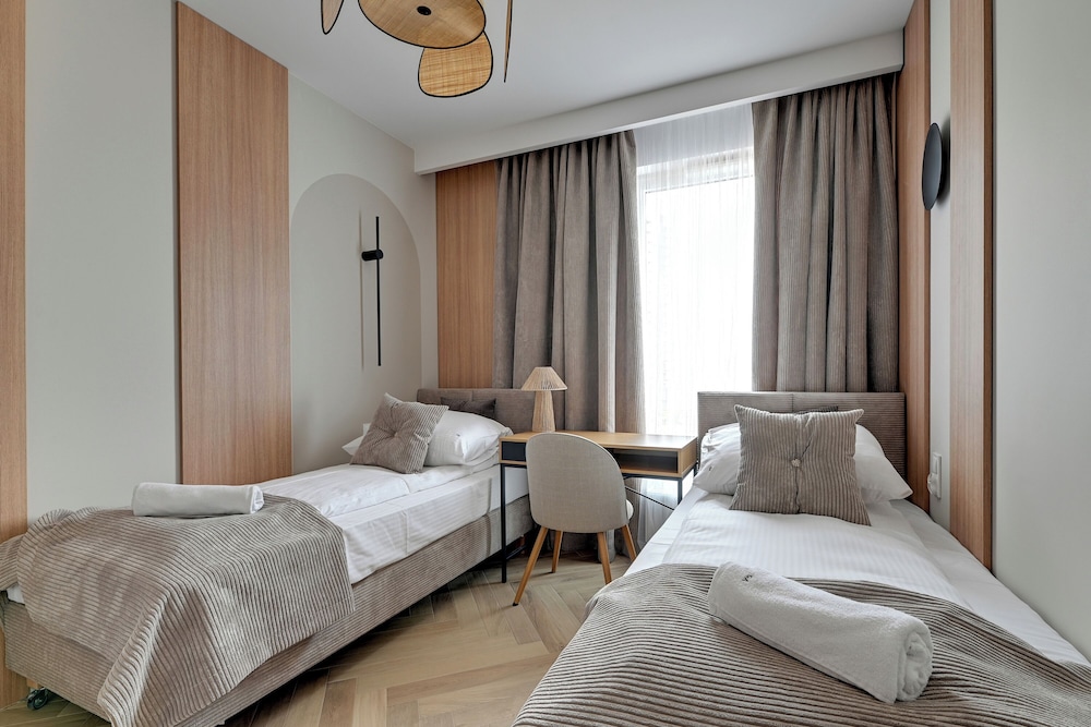 Horizon Sauna & Jacuzzi & Parking by GA