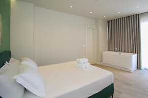 ReiVal Hotel