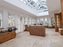 Mount House