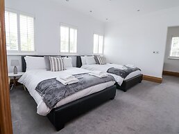 Mount House