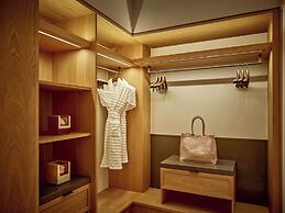 The Florentin by Althoff Collection