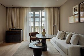 The Florentin by Althoff Collection