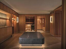 The Florentin by Althoff Collection
