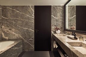The Florentin by Althoff Collection