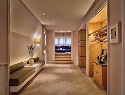 The Florentin by Althoff Collection