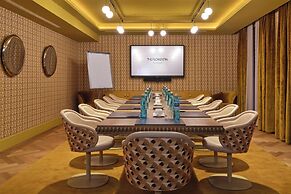 The Florentin by Althoff Collection