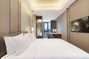 Somerset Queen City Semarang