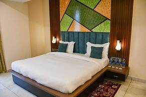 Hotel Leosh Lansdwone